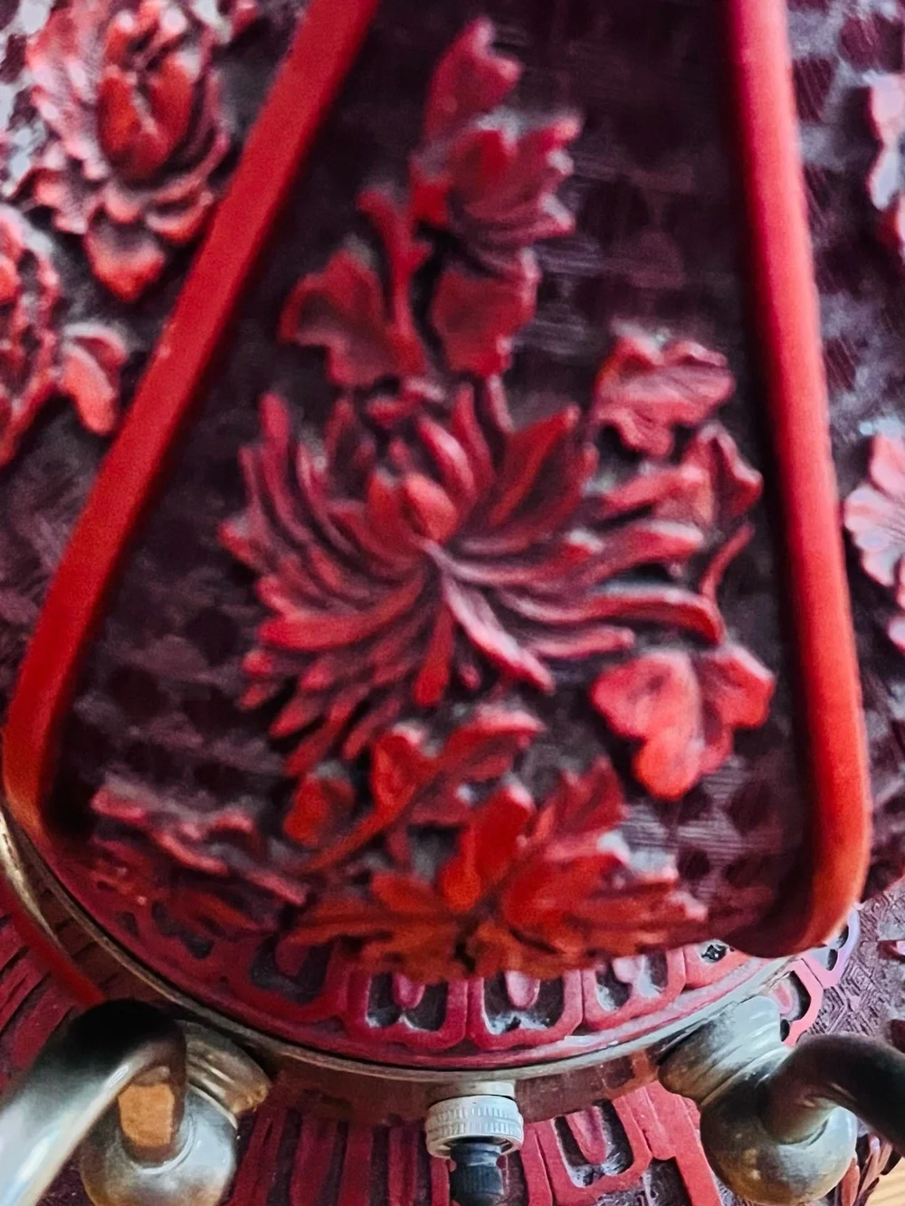Vintage-Style Red Floral Resin Chandelier Accent by